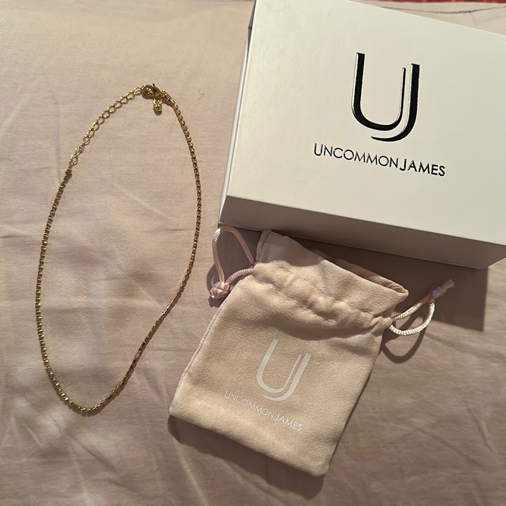 UNCOMMON JAMES